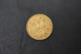 A 1907 Edward VII Gold Sovereign, George & Dragon, Royal Mint, 8g