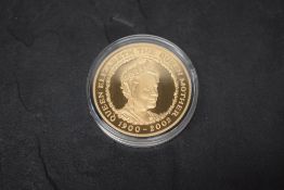 A Royal Mint 2002 Gold Proof Memorial Crown, Five Pound, in plastic capsule and fitted case, Limited
