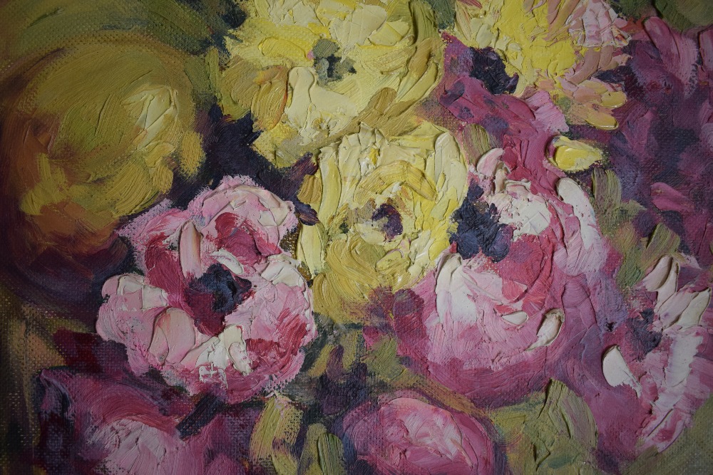 James Brindle (British 1893 - 1977) impasto oil on board, depicting a vase of flowers in pinks and - Image 4 of 5