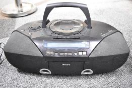 A Philips CD player / Radio AZ2030