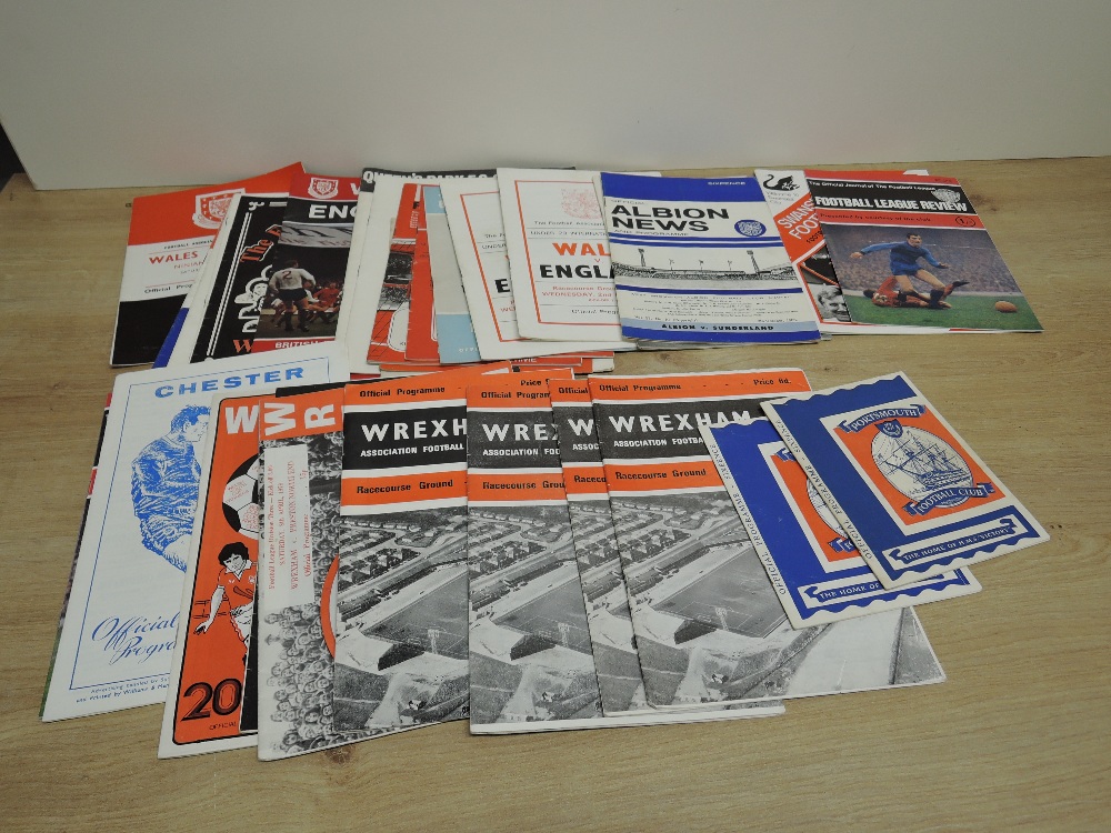 1950's and later Football Programmes, 1953-54 Liverpool V Huddersfield T, 1955 Wales V England, 1958