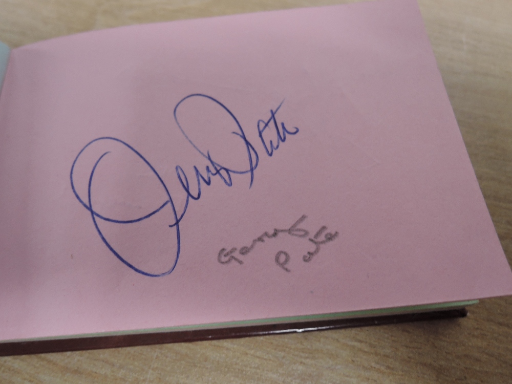 Golf Players Autograph Album, including Gary Nickolas, Seve Ballesteros, John Morgan, ED Sneed, Nick - Image 18 of 31