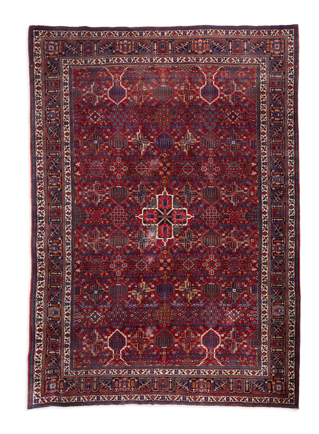 A SEMI ANTIQUE MEIMEH CARPET, CENTRAL PERSIA C.1915, 366 X 267CM the small centre medallion on