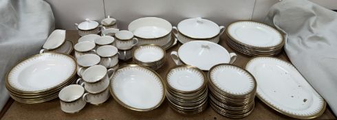 A Paragon Athena pattern part tea and dinner service