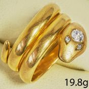 DIAMOND SNAKE RING