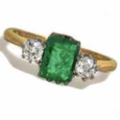 EMERALD AND DIAMOND 3-STONE RING