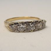 5-STONE DIAMOND RING