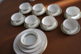 Royal Doulton H5004 Rondelay service