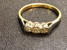 18ct gold platinum & diamond ring Weight 2.3g Size