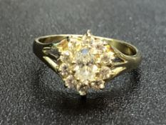 14ct Gold cluster ring set with possible white sap