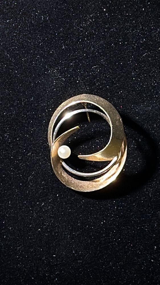 LIVE General Auction  - Jewellery, Watches, Glass, Ceramics & collectables - Bolton Auction Rooms