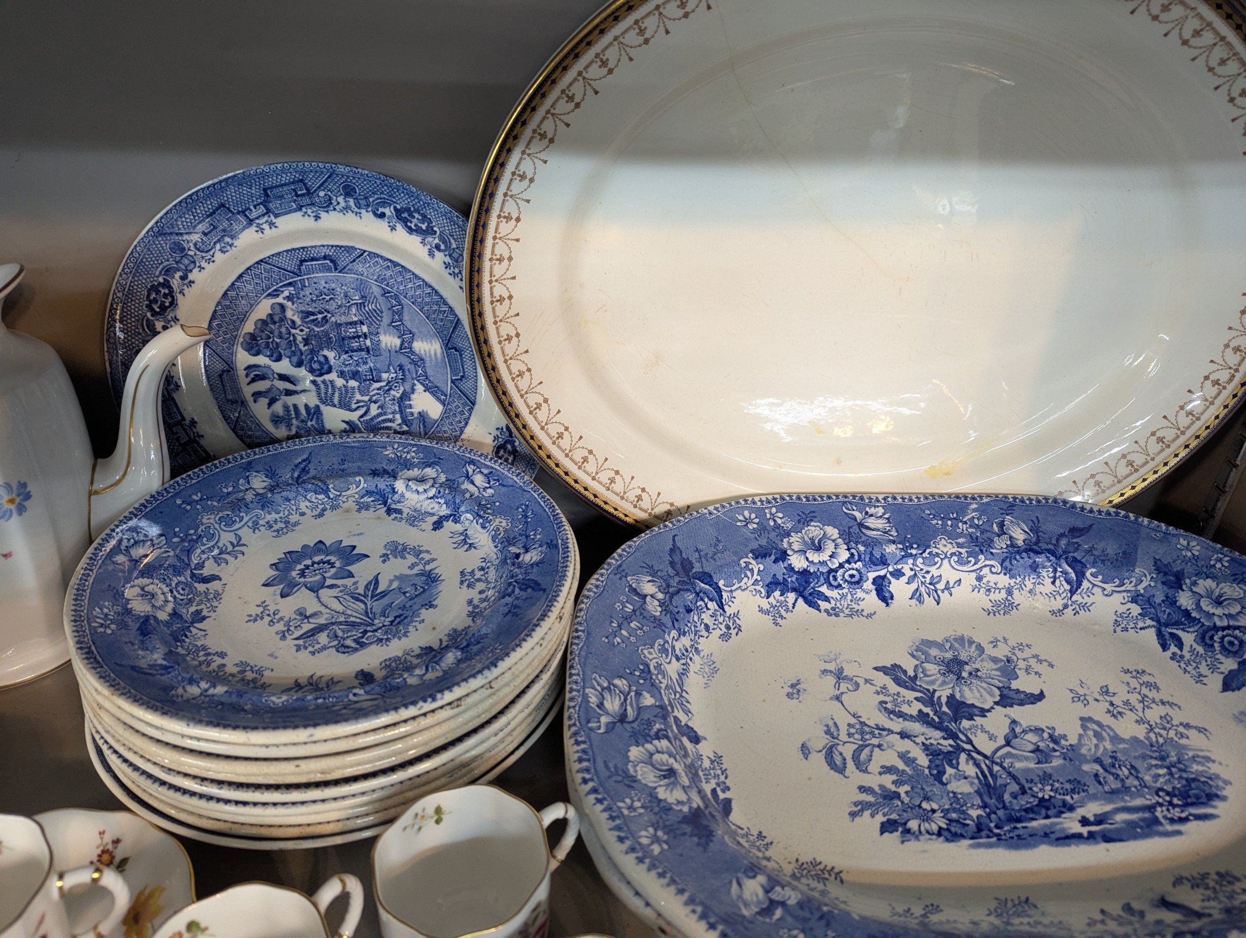 A mixed lot of ceramics to include a Royal Crown Derby Posies pattern coffee service, Noritake - Image 3 of 5