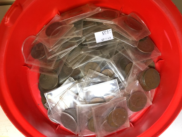 A QUANTITY OF VINTAGE COINS, VARIOUS DENOMINATIONS - Image 2 of 3