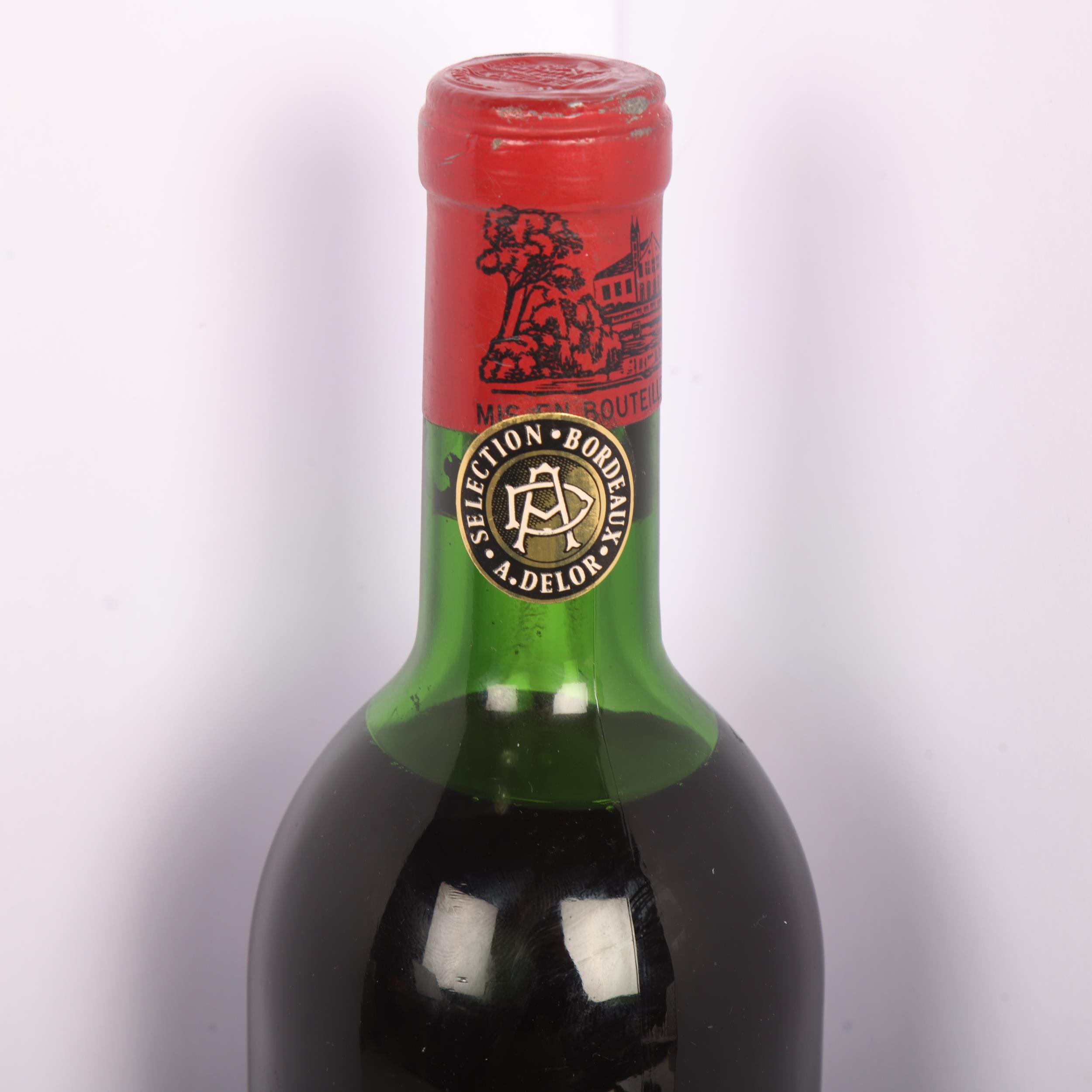 A bottle of Chateau Lafite Rothschild 1970, Pauillac, 1er Grand Cru Classe. Level to high - Image 2 of 3