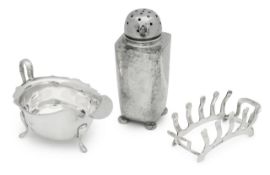 A George VI silver sauceboat