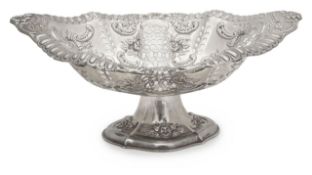 A Victorian silver bread basket