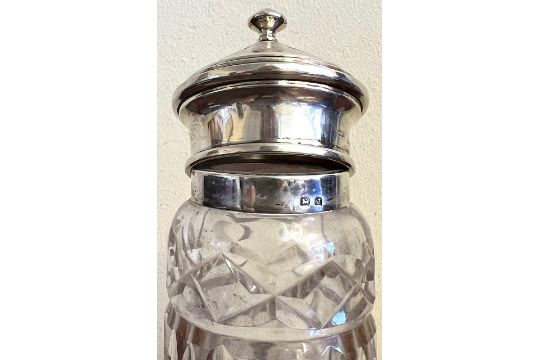 CUT GLASS SUGAR SHAKER WITH SILVER COVER, WEIGHT APPROX 30g - Image 4 of 4