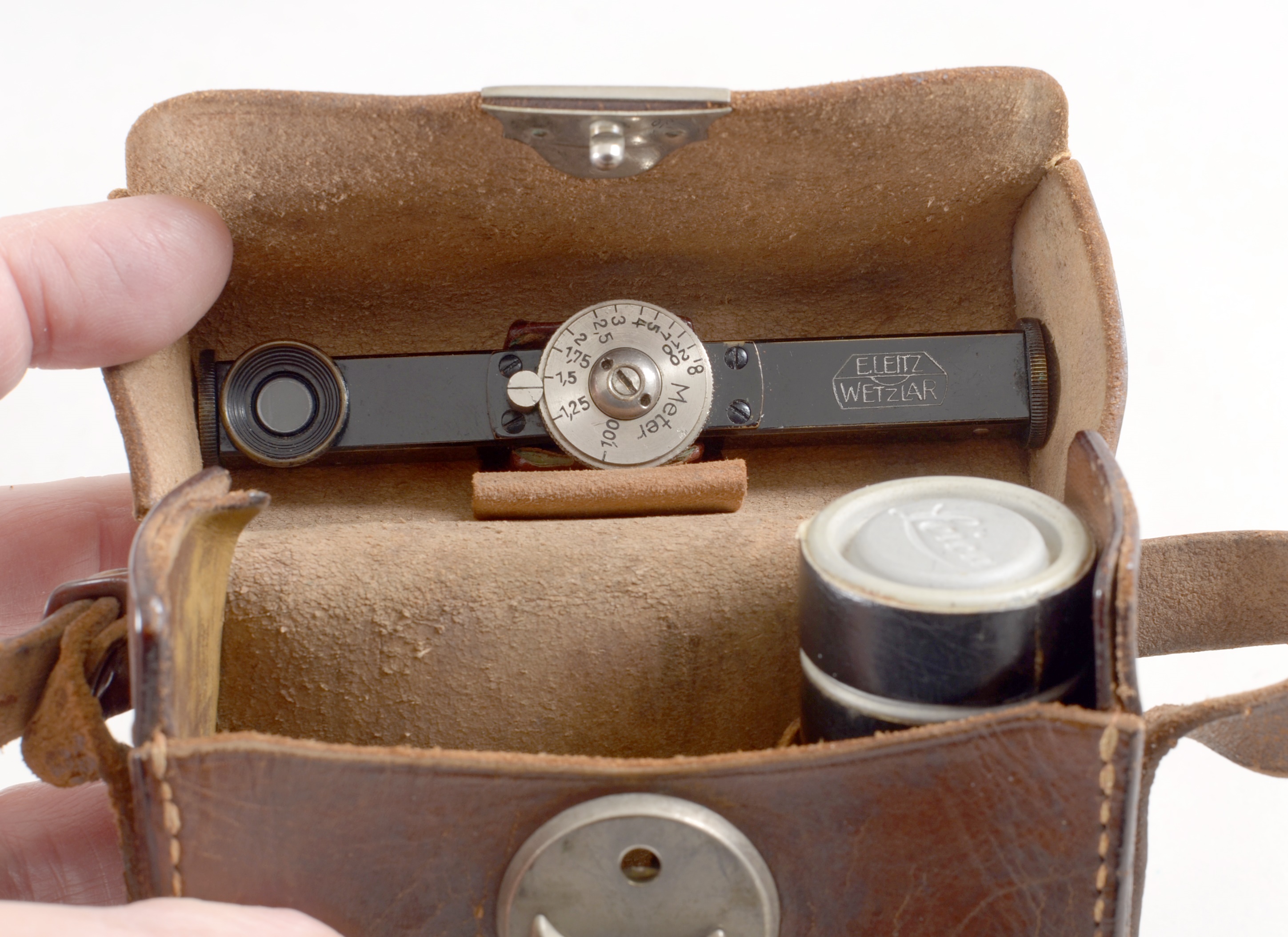 A Early (Single Logo) ETRIN Case for Leica I etc Cameras. - Image 5 of 5