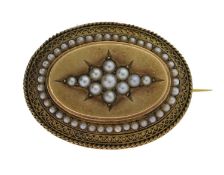 Late Victorian pearl 15ct gold oval brooch