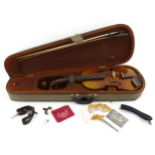 Musical Instrument : a late 20thC violin labelled Roderich Paesold , Model 906 and dated 1992.