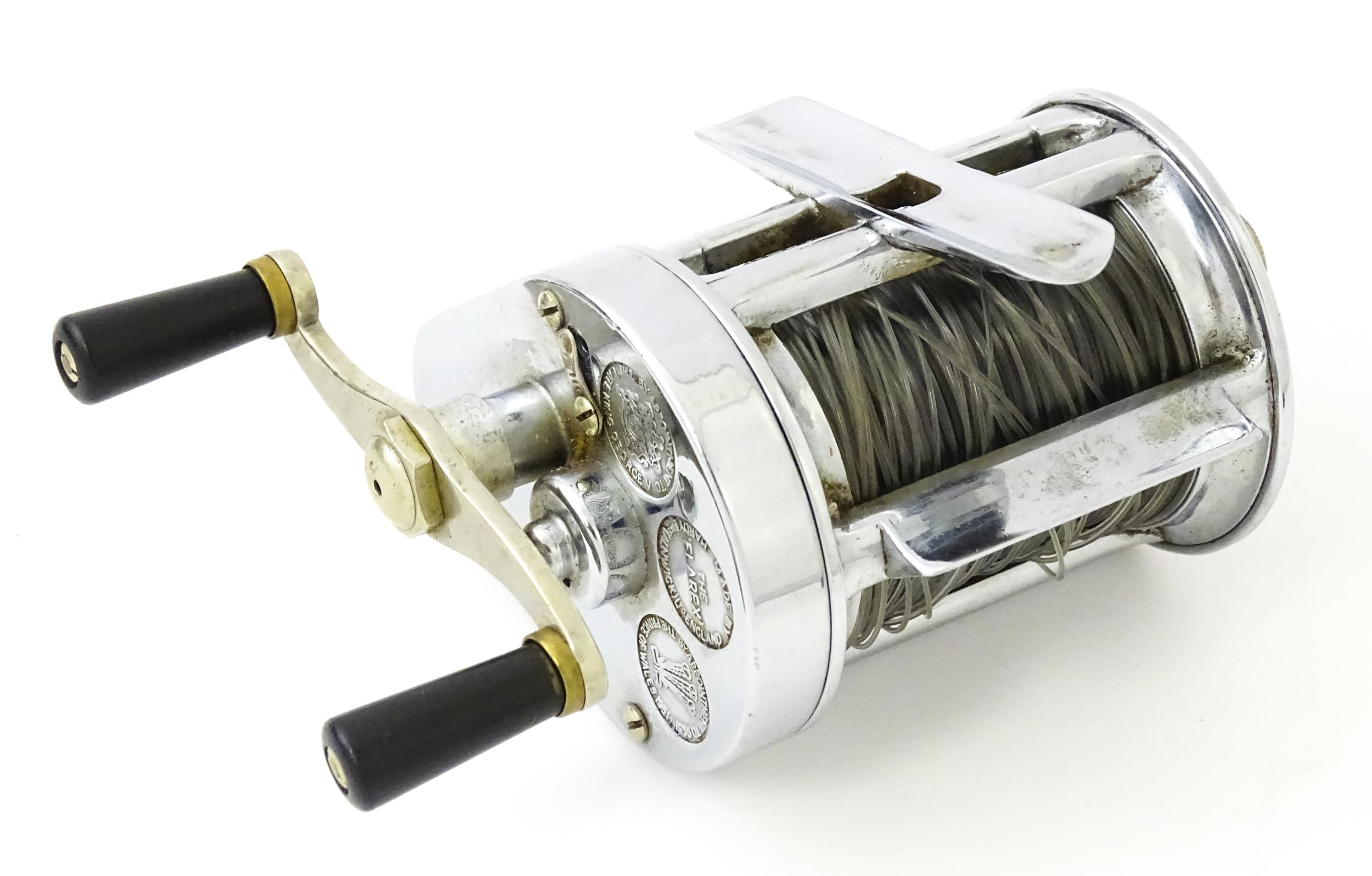 A cased mid 20thC Hardy Bros. Elarex multiplier bait-casting fishing reel. Approx 4 1/4" wide Please - Image 5 of 9