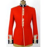 Militaria : a late 20thC 1959 pattern Welsh Guards tunic by Uniform Clothing & Equipment Co, size 14