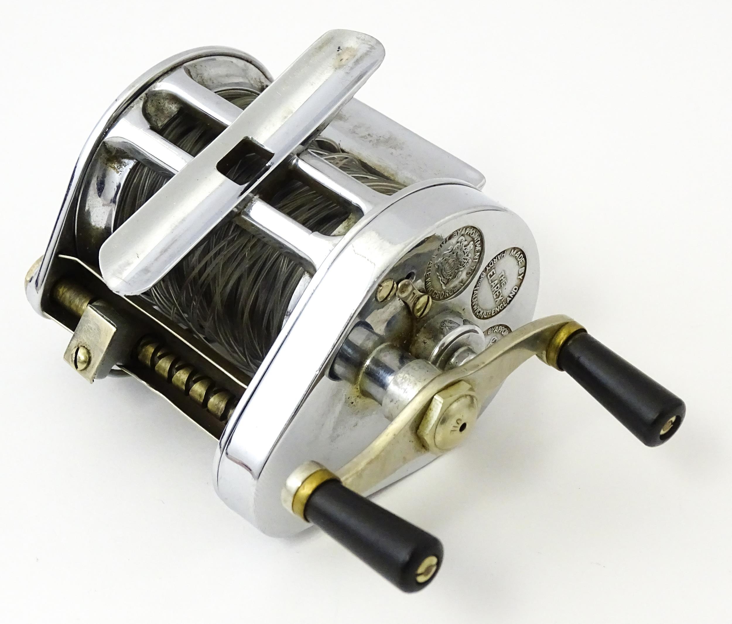 A cased mid 20thC Hardy Bros. Elarex multiplier bait-casting fishing reel. Approx 4 1/4" wide Please - Image 3 of 9