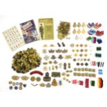 Militaria : a large quantity of assorted WWI and later regimental badges, rank insignia and