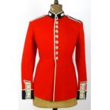 Militaria : a late 20thC 1959 pattern Grenadier Guards tunic by Kashket, size 10 (approx 36" chest.)