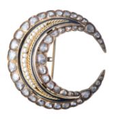 Broche pendentif croissant de lune en or jaune avec diamants et perles