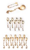 Travail allemand - Ensemble de cuillères pour le café en argent vermeil