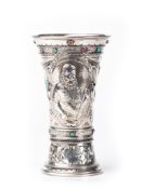 Coupe en argent de style néo-Renaissance