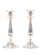 Travail bernois, - Paire de bougeoirs en argent par l'orfèvre Georg Adam Rehfues (1784-1858), circa