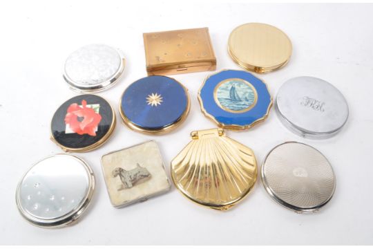 COLLECTION OF VINTAGE 20TH CENTURY COMPACT MAKEUP CASES - Bild 1 aus 7