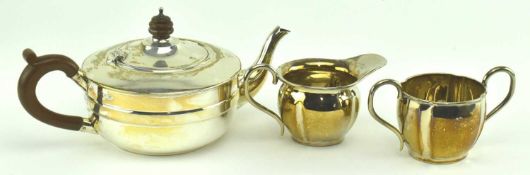 HALLMARKED SILVER PART TEA SERVICE OF TEAPOT, SUGAR BOWL & CREAMER