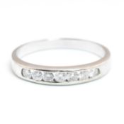 HALLMARKED 9CT WHITE GOLD & DIAMOND HALF ETERNITY RING