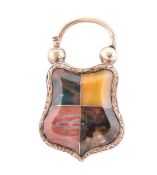 SCOTTISH GOLD & AGATE SPECIMEN PADLOCK CLASP