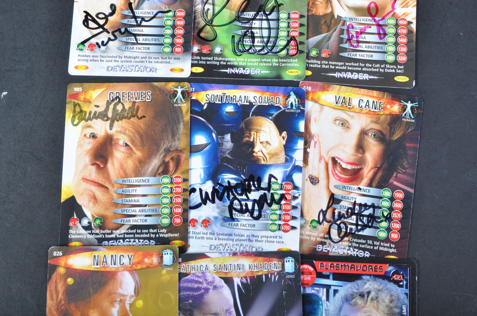 DOCTOR WHO - SERIES 1-4 - COLLECTION OF AUTOGRAPHED TRADING CARDS - Image 4 of 4