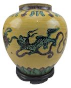 CHINESE YELLOW GROUND SUSANCAI PORCELAIN GINGER JAR 素三彩狮子戏球罐
