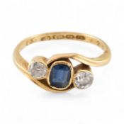 HALLMARKED 18CT GOLD SAPPHIRE & DIAMOND RING