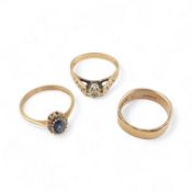 COLLECTION OF 3 HALLMARKED 9CT GOLD RINGS