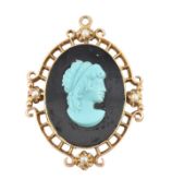 1970S HALLMARKED 9CT GOLD CAMEO PENDANT