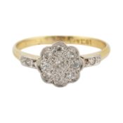 EARLY 20TH CENTURY 18CT GOLD & PLATINUM DIAMOND CLUSTER RING