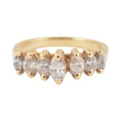 GOLD & DIAMOND SEVEN STONE RING