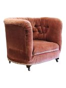 EARLY 20TH CENTURY BUTTON-BACKED TUB CHAIR