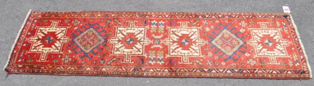 NORTH WEST PERSIAN HERIZ RUNNER RUG