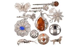 COLLECTION OF SILVER & METAL BROOCH PINS