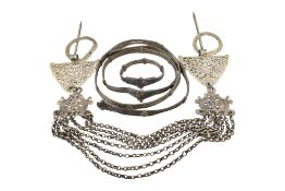 LARGE BEDOUIN CHAIN LINKED FIBULAE, BRACELET, NECKLACE & BELT