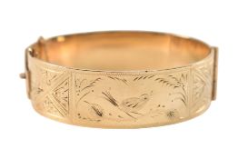 9CT GOLD METAL CORE HINGED BANGLE
