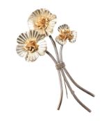 MID CENTURY STERLING SILVER DAISY BROOCH PIN